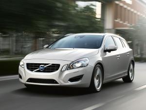 Volvo V60 2010 года